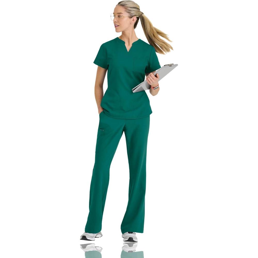 imageBARCO STRONG Liz Classic Fit Scrub Top amp Pant Set for Women  Up to 70C Wash Natural Stretch Moisture Wicking AntiStaticHunter Green